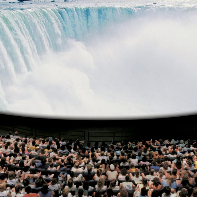 niagara-falls-canada-niagara-adventure-theatre_1